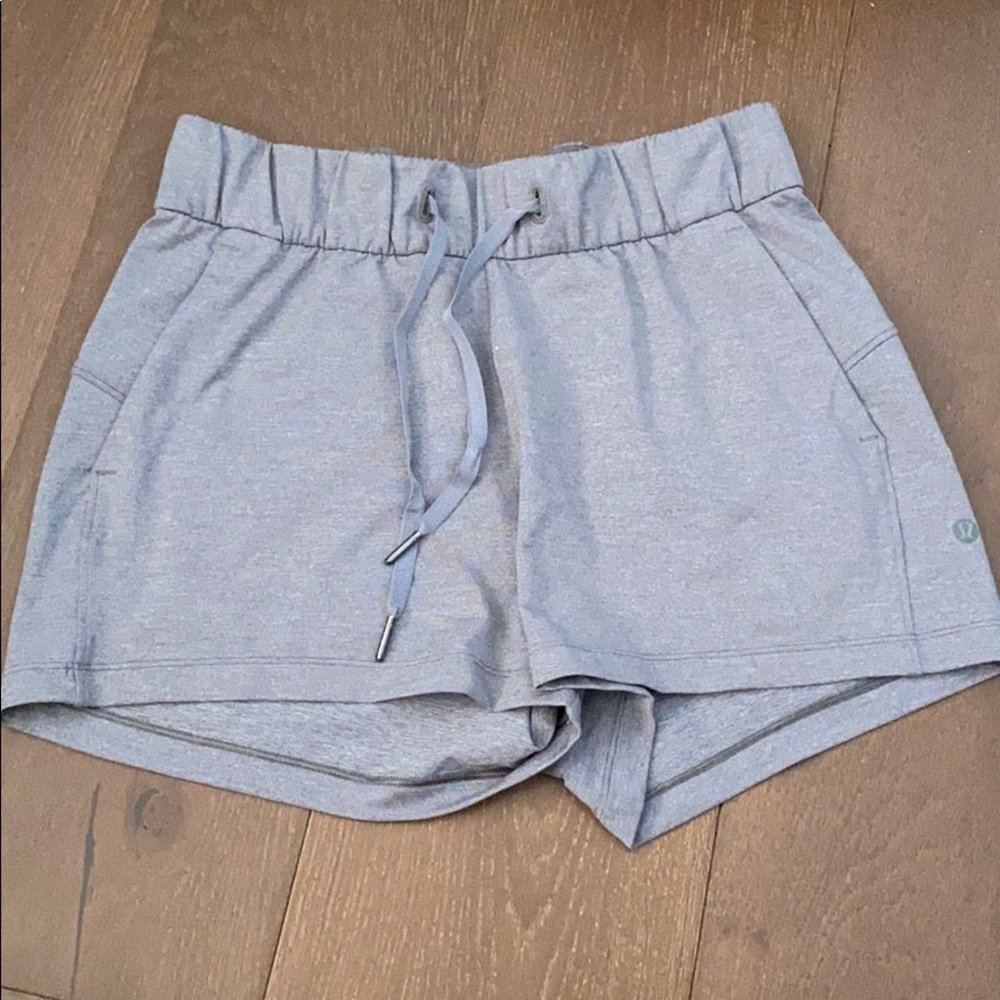 lululemon on the fly woven short